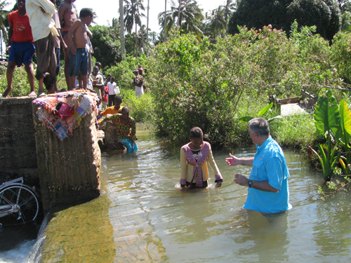 Bible Seminar Graduation Day � 62 Trained and 1,000 NTs Distributed